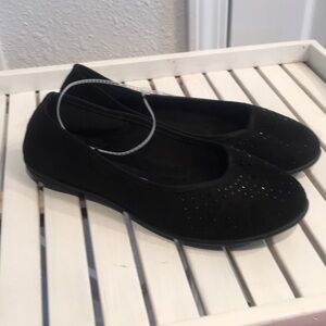 CL by Laundry brand size 6.5M black slip on shoes- NWT